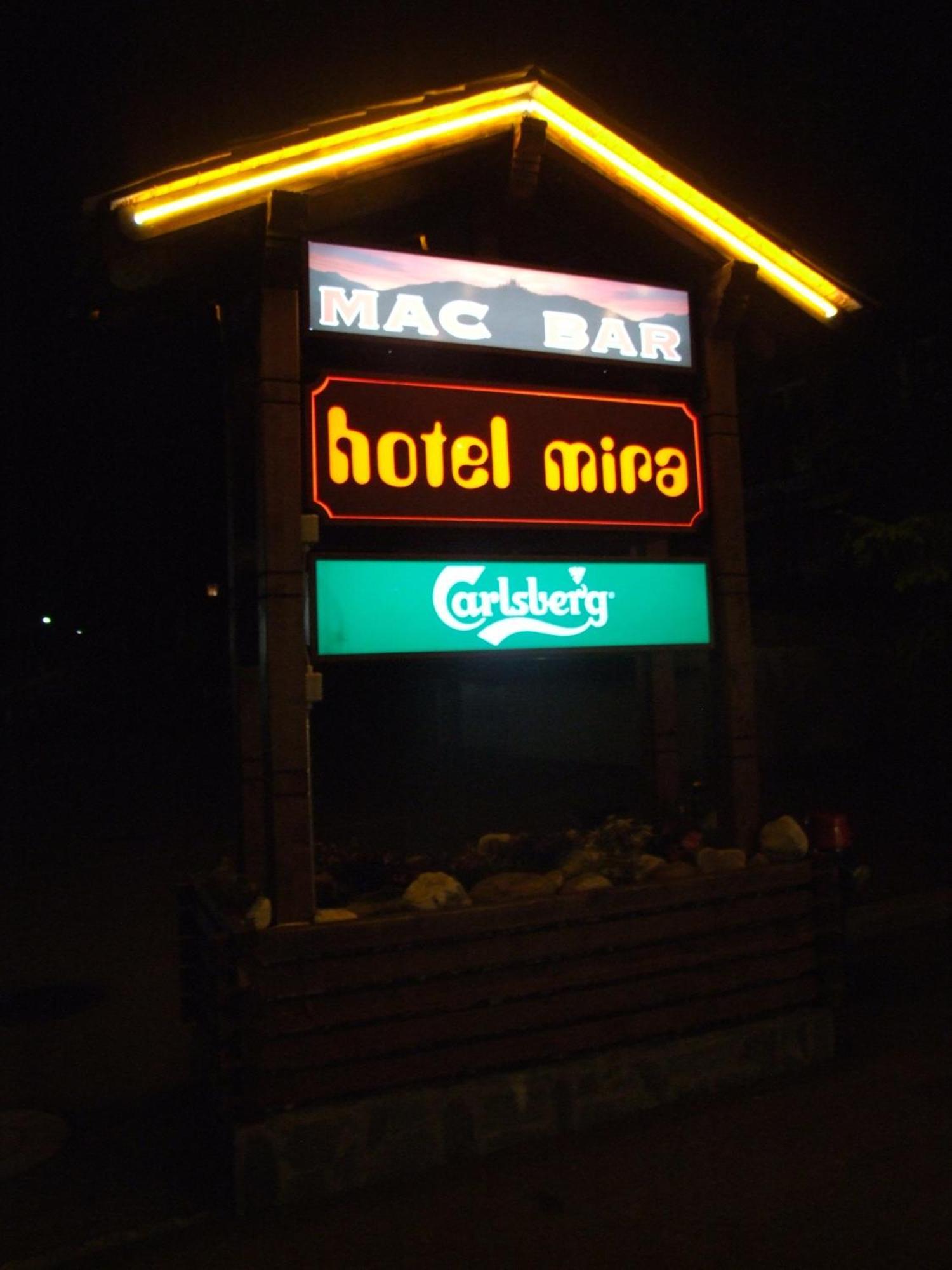 Hotel Mira Sedrun Exterior photo